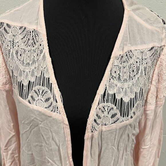 Medium Pink Jacket – Light and Versatile Layer - Picture 5 of 8